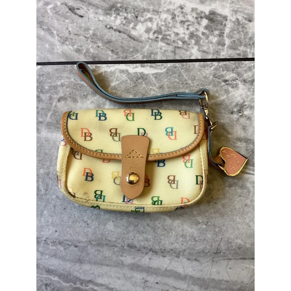 Dooney & Bourke Multi-Color Monogram Wristlet Pouch Cream Heart Charm Vintage